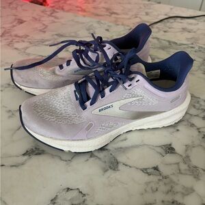 Brooks Women's Running Shoes - Purple and White